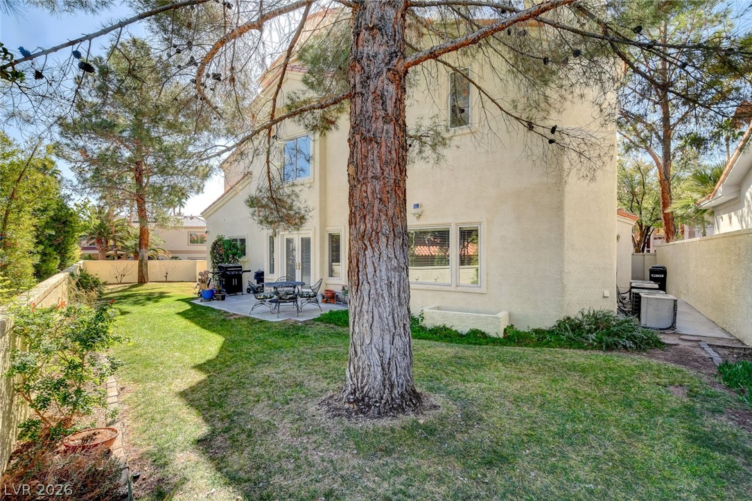 2136 Lookout Point Circle