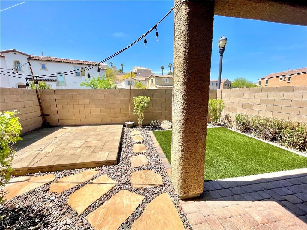 81 Sertata Court, Henderson, Nevada image 9