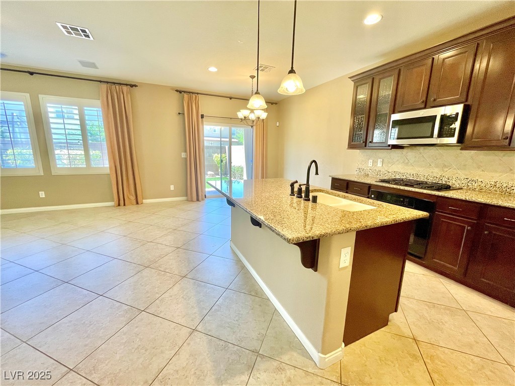 81 Sertata Court, Henderson, Nevada image 13