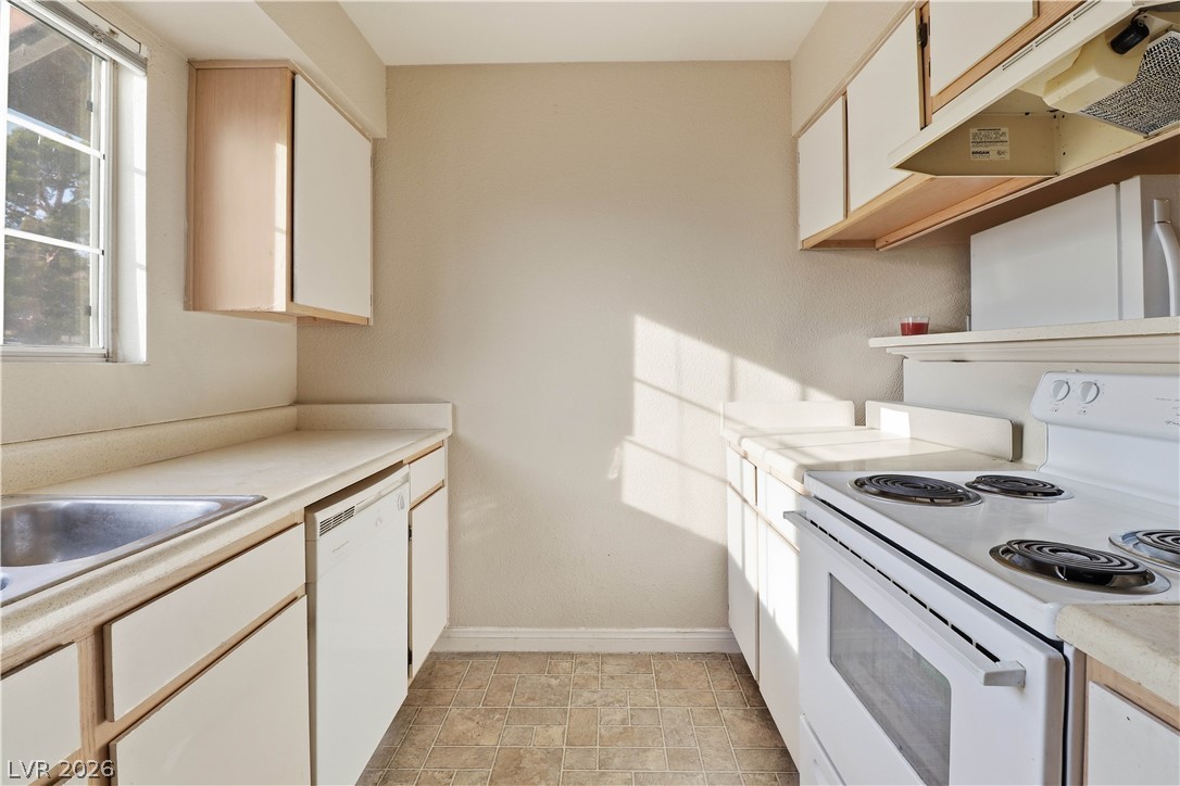 2750 S Durango Drive 2095