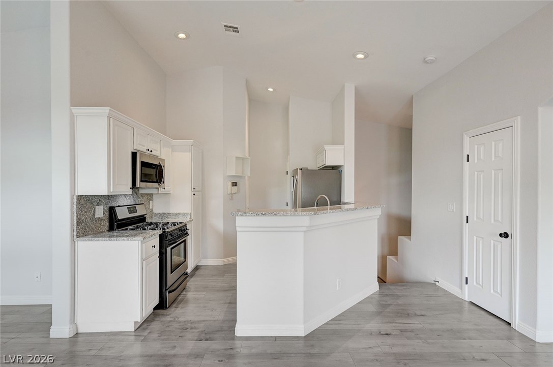 3516 Glorious Iris Place 1