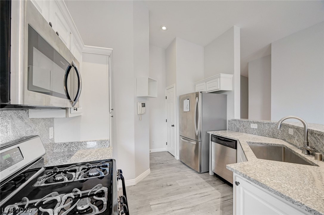 3516 Glorious Iris Place 1