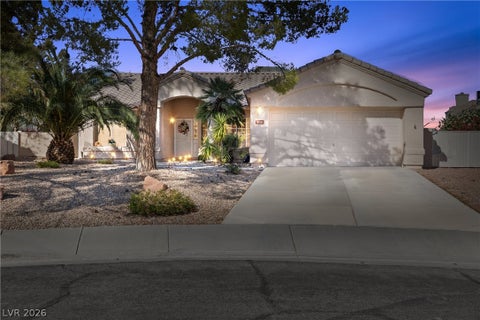 Homes For Sale - 4904 Pulsar Court<br/> Las Vegas, NV 89130