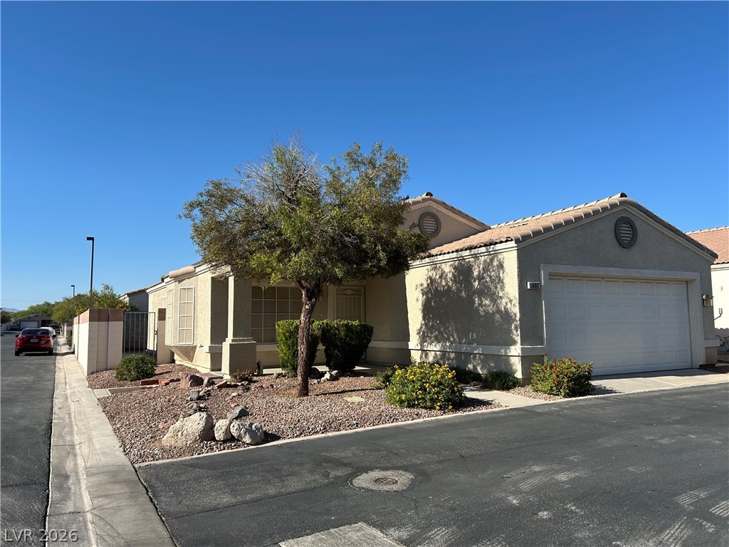 5002 Mascaro Drive
