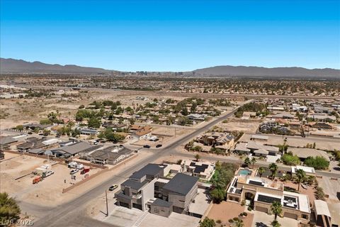 Tiny photo for 2839 Edgemont Drive, Henderson, NV 89074 (MLS # 2758735)
