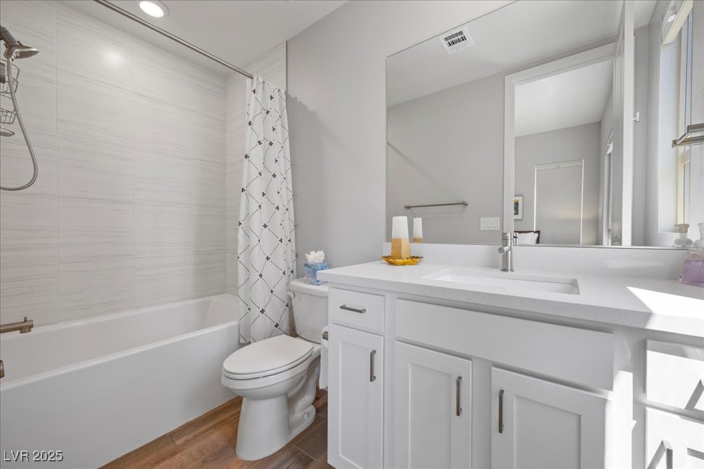 Las Vegas, Nevada 89135, United States, 2 Bedrooms Bedrooms, ,3 BathroomsBathrooms,Residential,Active,241984