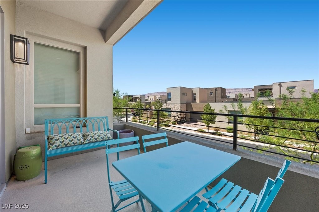 Las Vegas, Nevada 89135, United States, 2 Bedrooms Bedrooms, ,3 BathroomsBathrooms,Residential,Active,241984