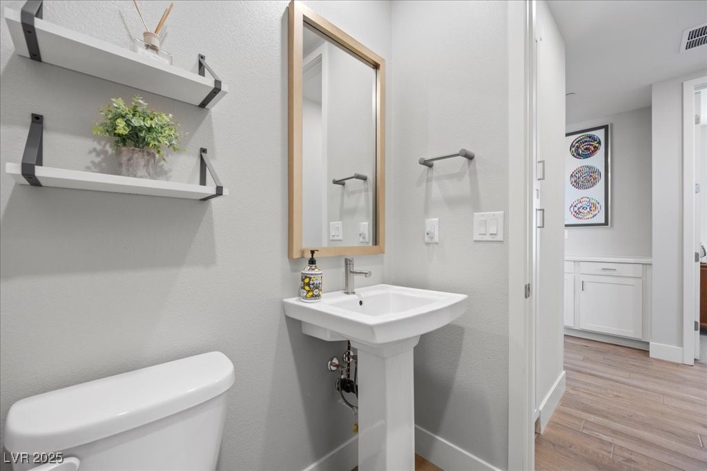 Las Vegas, Nevada 89135, United States, 2 Bedrooms Bedrooms, ,3 BathroomsBathrooms,Residential,Active,241984