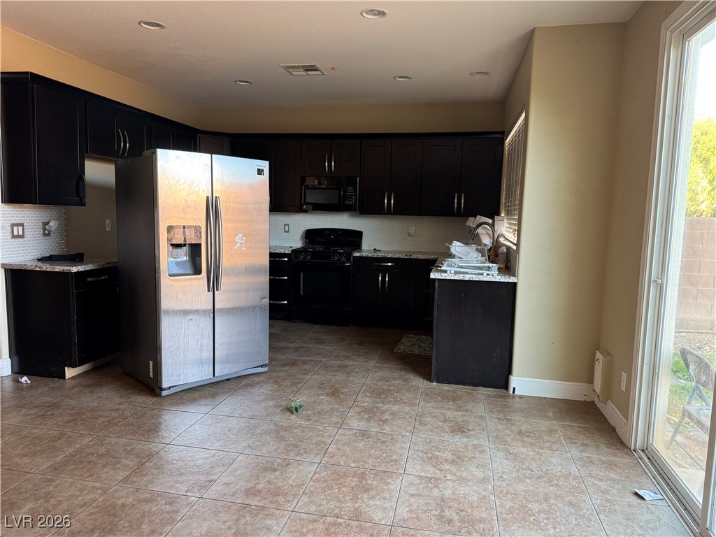 9840 Chief Sky Street