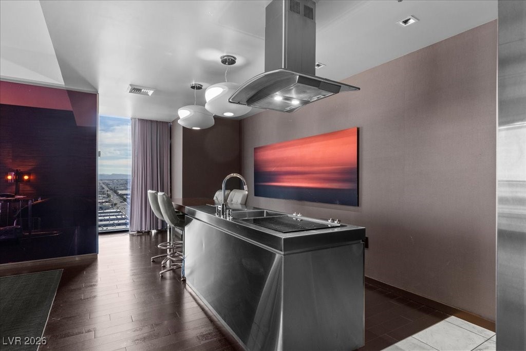 4381 W Flamingo Road 21322