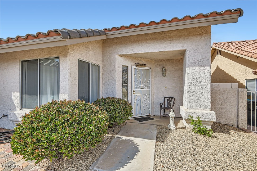841 Rusty Anchor Way