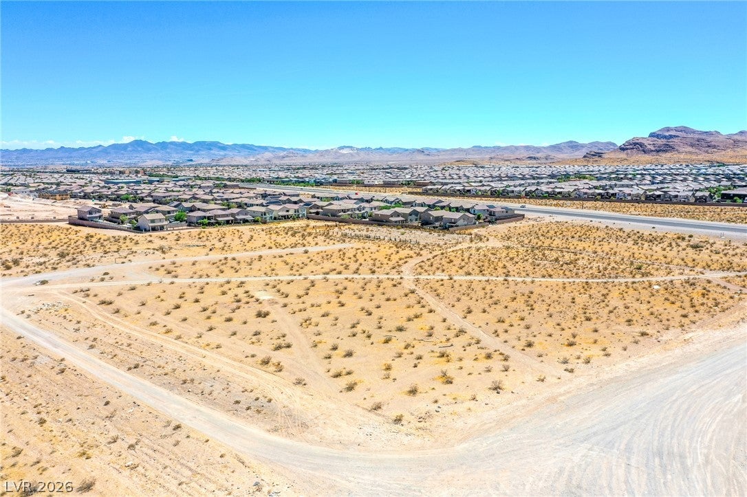 0 SE Corner of Hualapai & Pebble