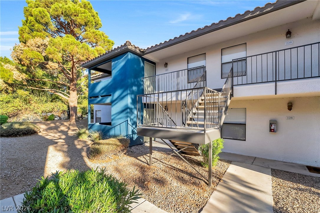 3135 S MOJAVE Road 227