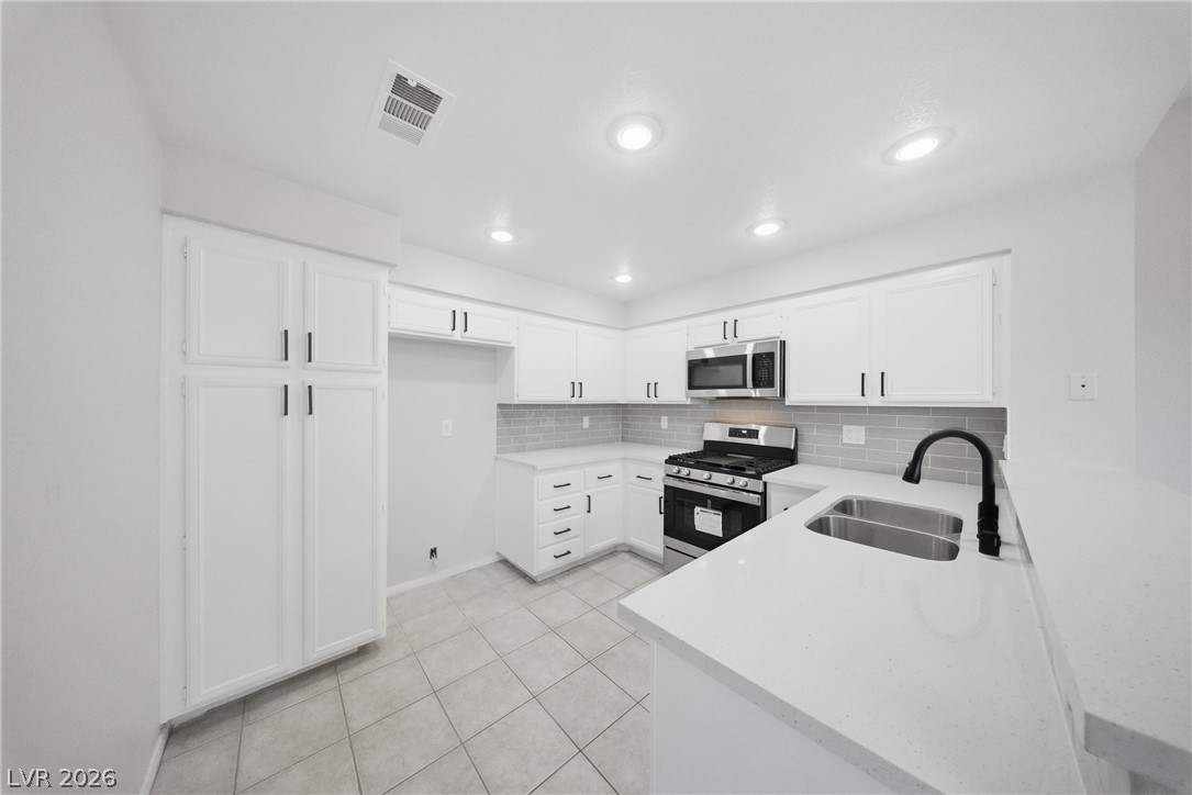 5155 W tropicana Avenue 1088