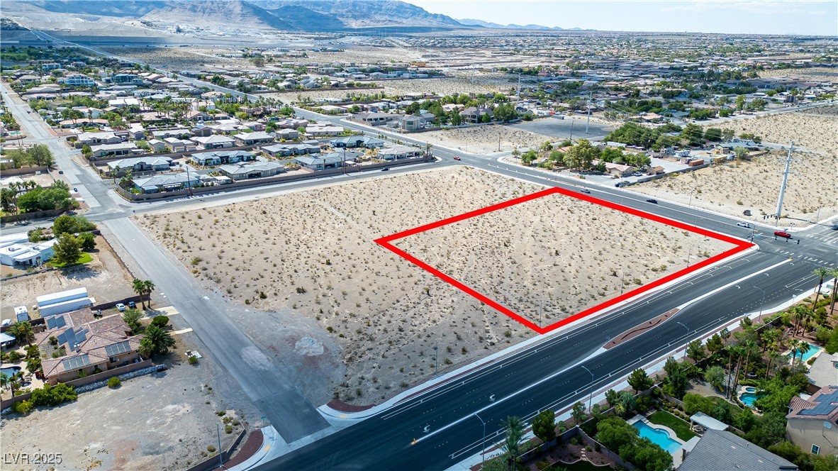 N Fort Apache Rd