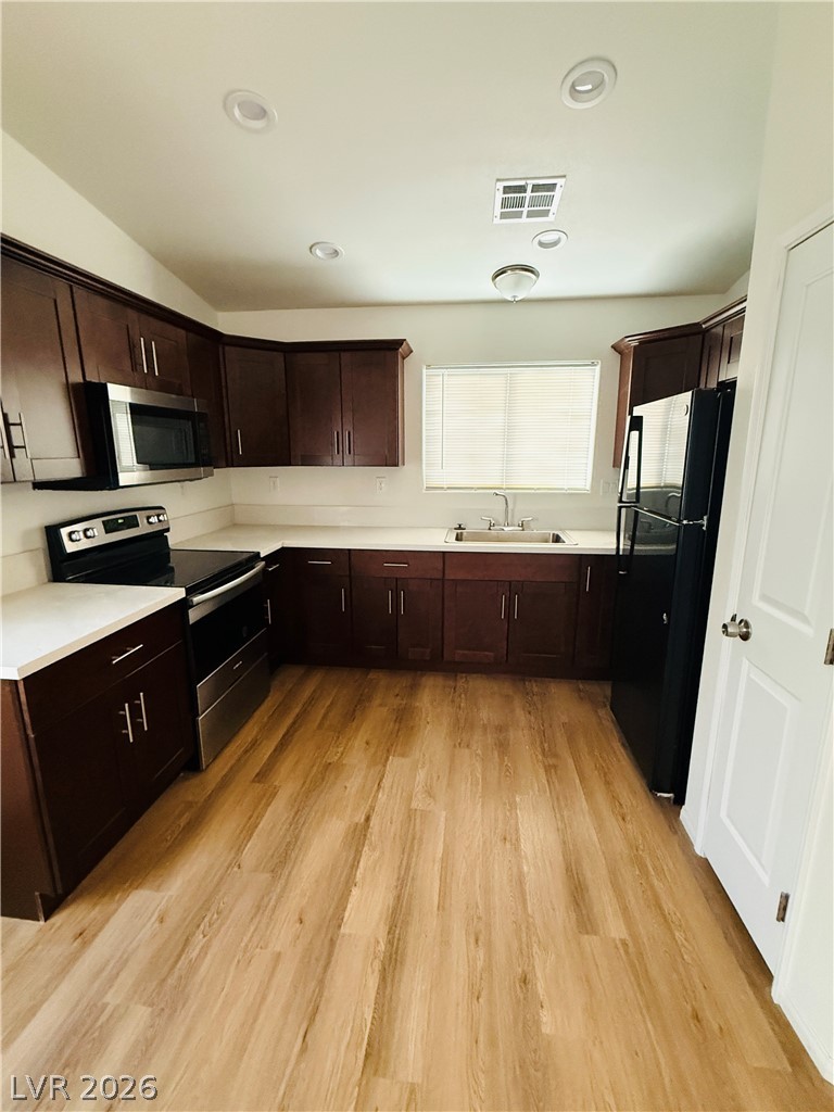 2021 E Ambush Street 3