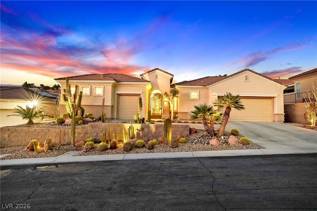 Photo of 2372 Hardin Ridge Drive, Henderson, NV 89052 (MLS # 2764311)