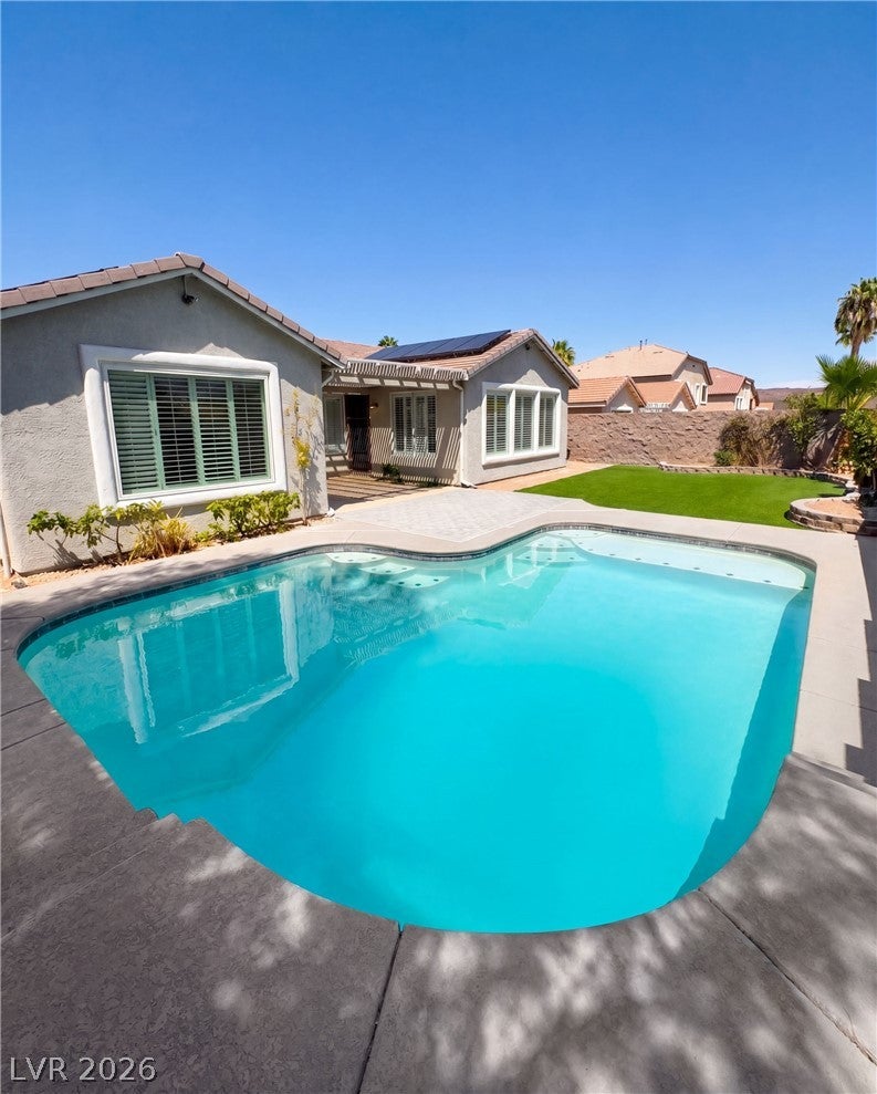 1415 Minuet Street