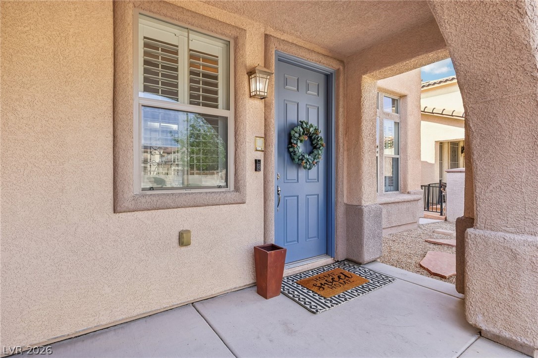 1921 Gentle Bluff Court