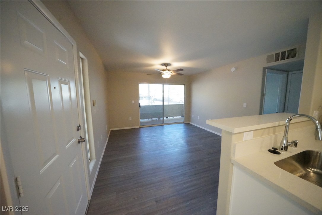 5710 E Tropicana Avenue 1060