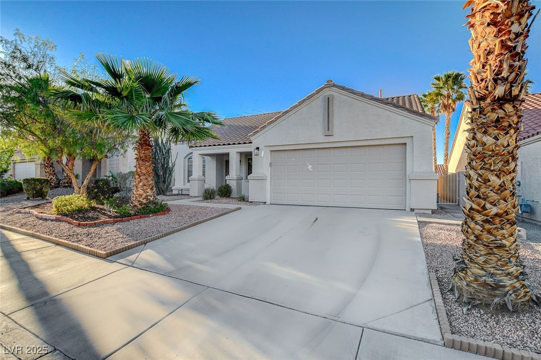 832 Seco Verde Avenue, Henderson, Nevada image 5