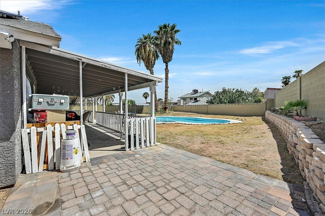 4301 El Esteban Way