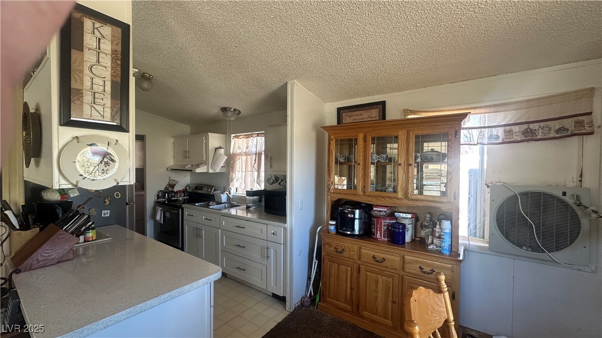 760 E Country Place Road