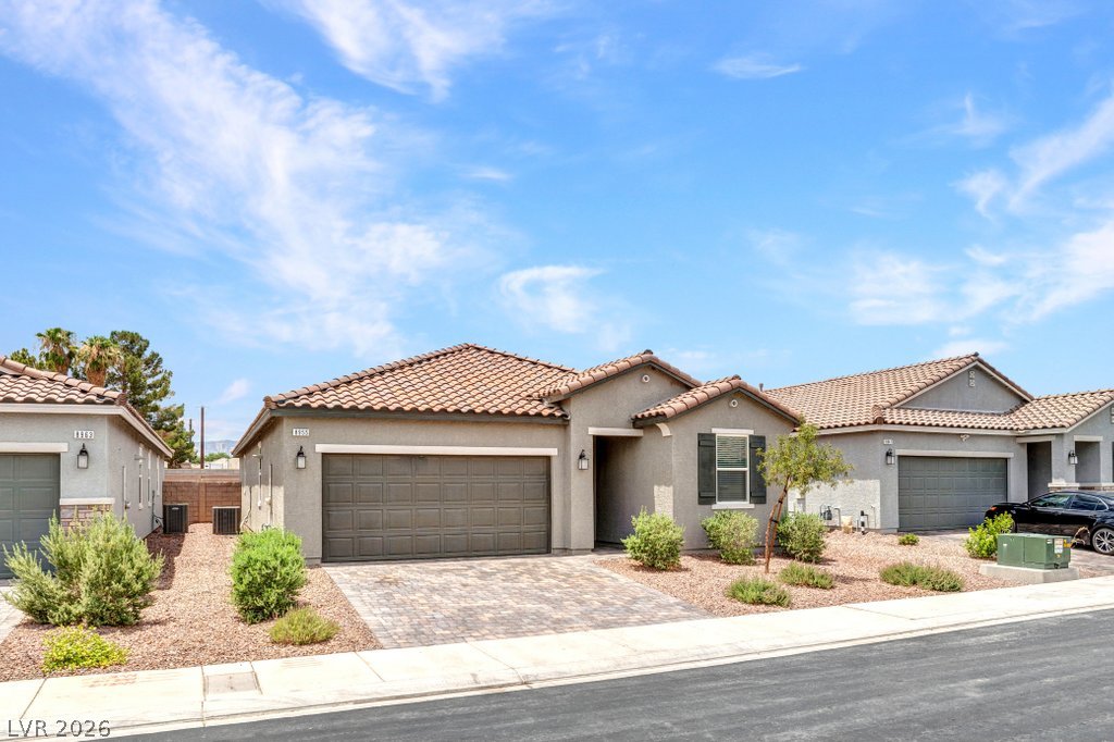 8955 Marigold Creek Street