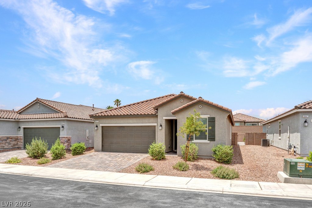 8955 Marigold Creek Street