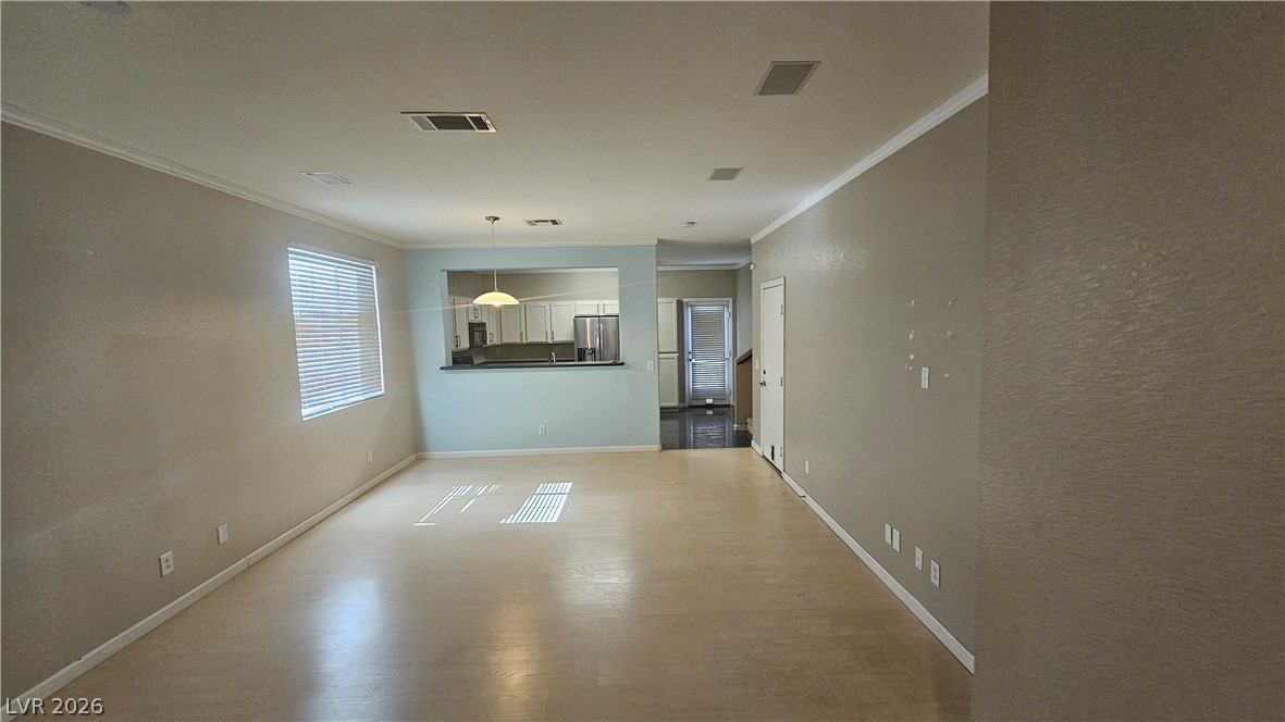 10421 Palm Village Street