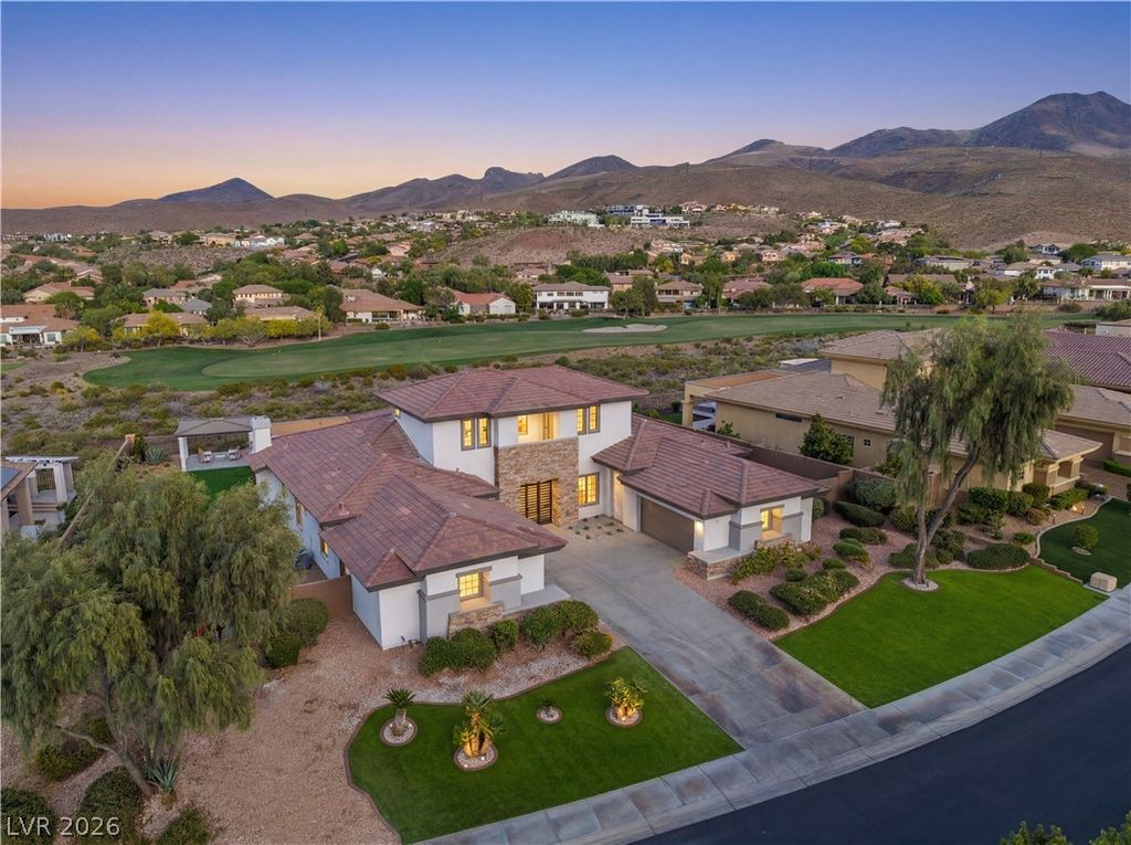 Photo of 18 Brookridge Drive, Henderson, NV 89052 (MLS # 2768192)