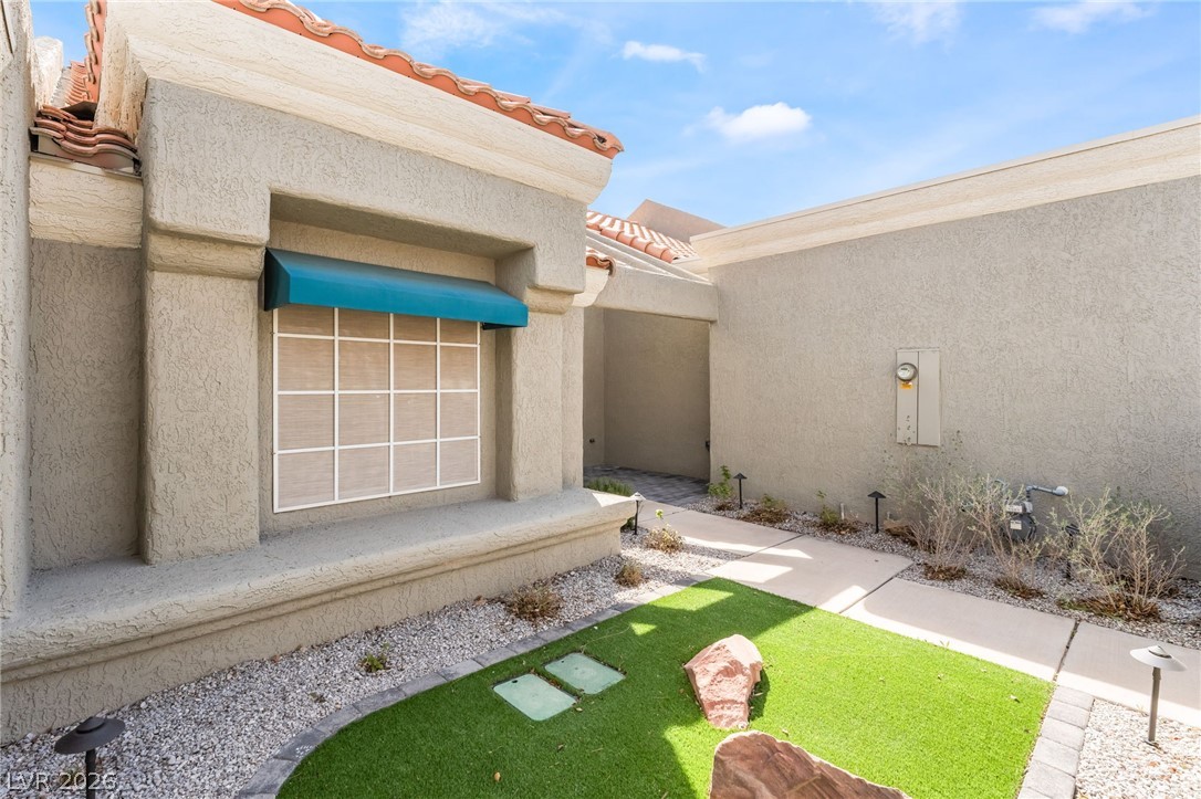 9657 Blue Bell Drive