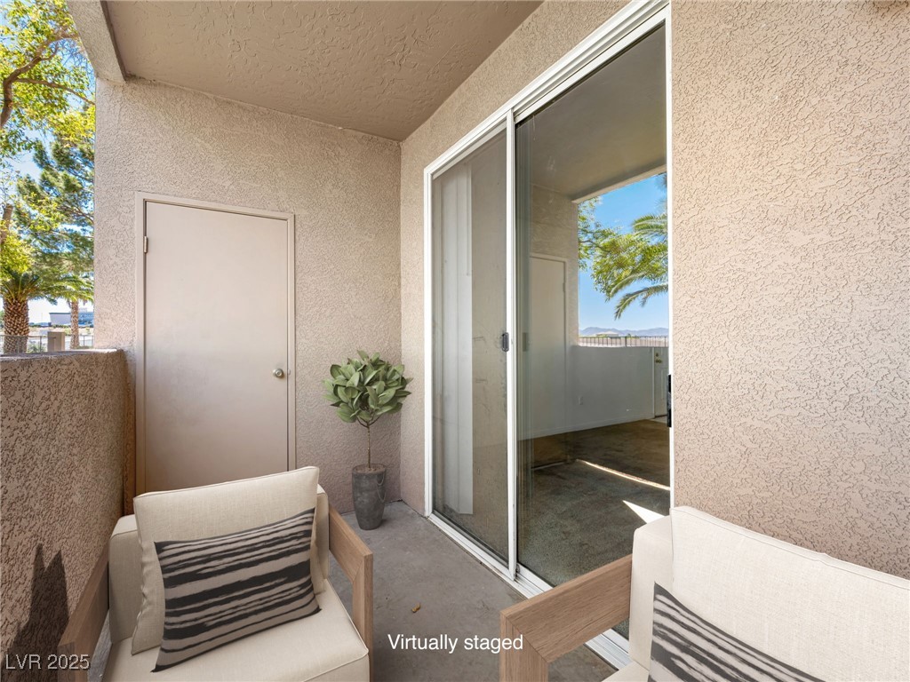 231 W Horizon Ridge Parkway 212