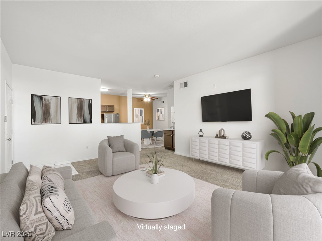 231 W Horizon Ridge Parkway 212