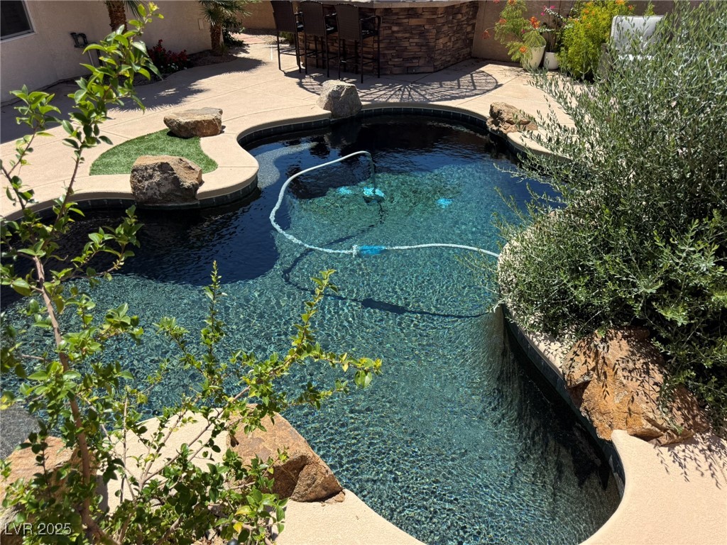 2676 Lochleven Way