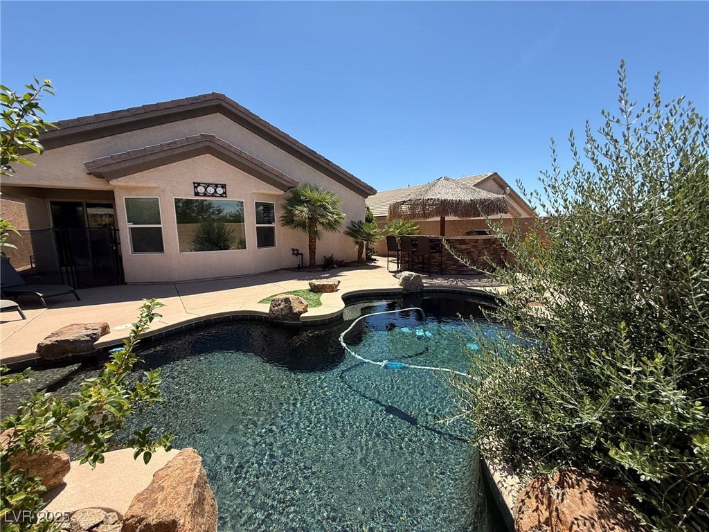 2676 Lochleven Way