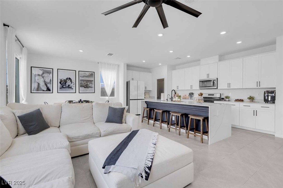 10292 Fragrant Apple Court, Las Vegas, Nevada image 17