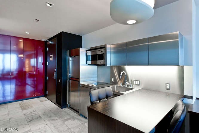 4381 W Flamingo Road 2605