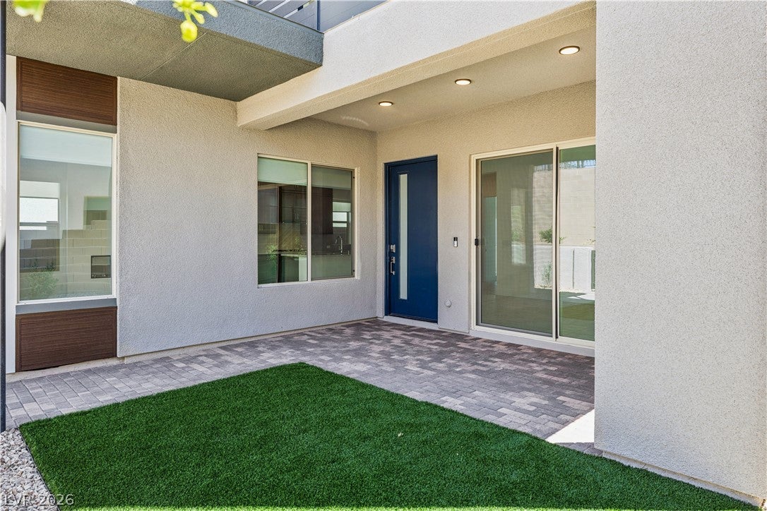 12254 Summer Bloom Lane
