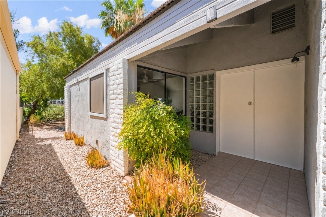 2989 Bel Air Drive