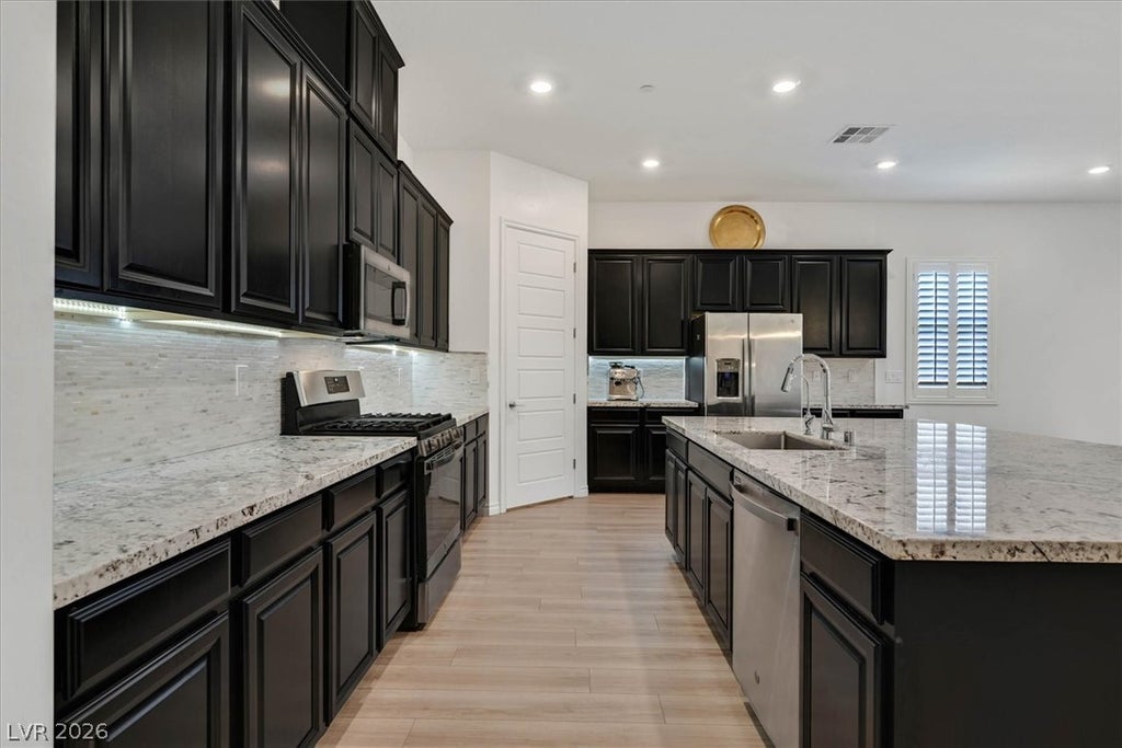Photo of 349 Gillespie Glen Avenue, Henderson, NV 89011 (MLS # 2828825)