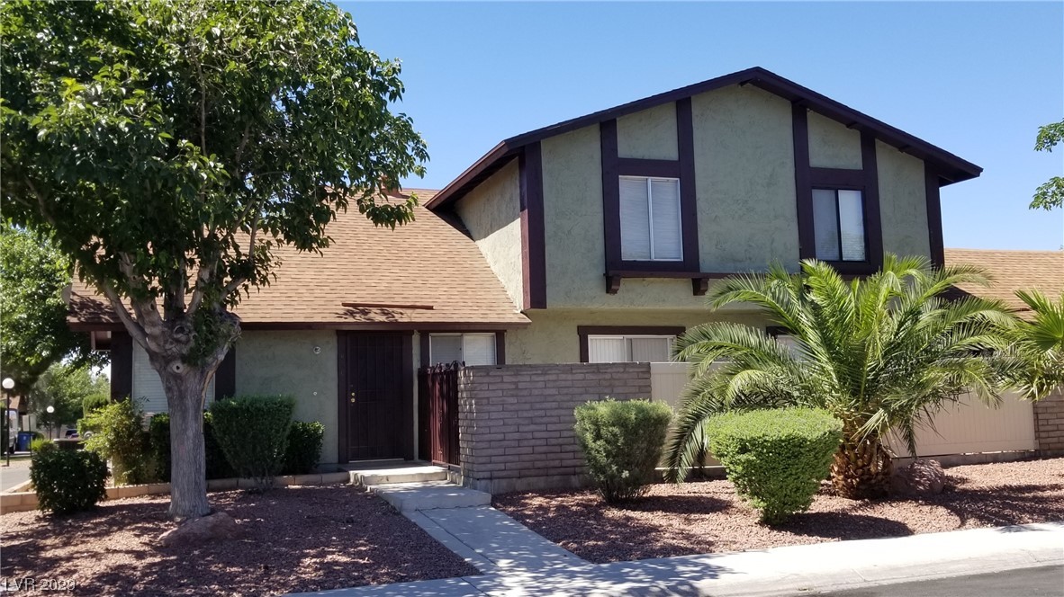 Photo 1 of 18 of 4501 Buena Vista Drive townhome