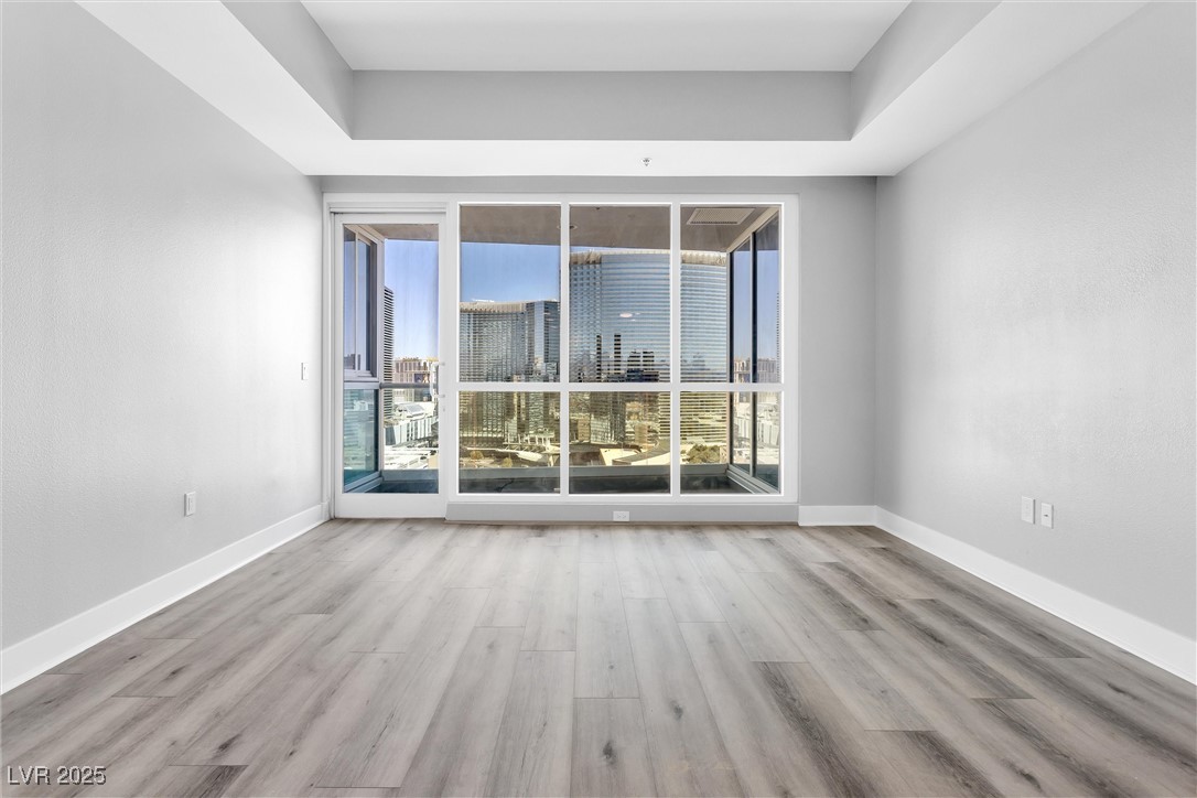 4525 DEAN MARTIN Drive 2103