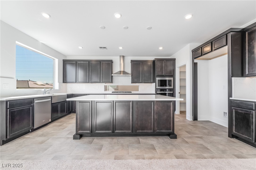 10272 Eden Mountain Street