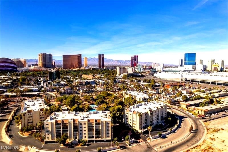 Properties 2 730 S Royal Crest Circle 414