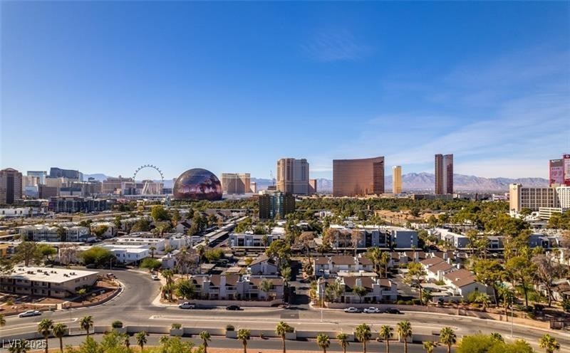 Properties 4 730 S Royal Crest Circle 414