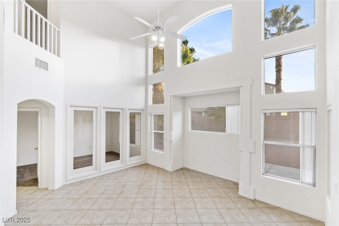 Las Vegas, Nevada 89141, United States, 3 Bedrooms Bedrooms, ,3 BathroomsBathrooms,Residential,Pending,23109