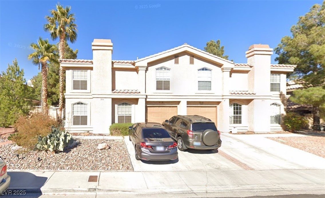 2834 Crystal Lantern Drive, Henderson, Nevada image 2