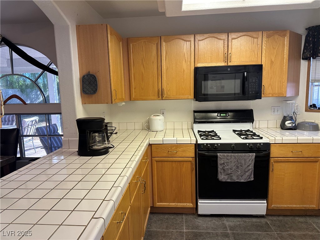 8701 Sandringham Avenue