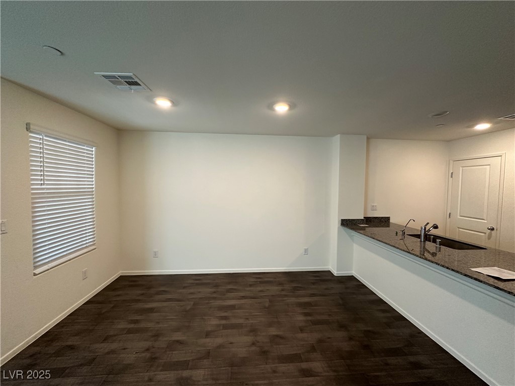 1132 Ruby Sparrow Street